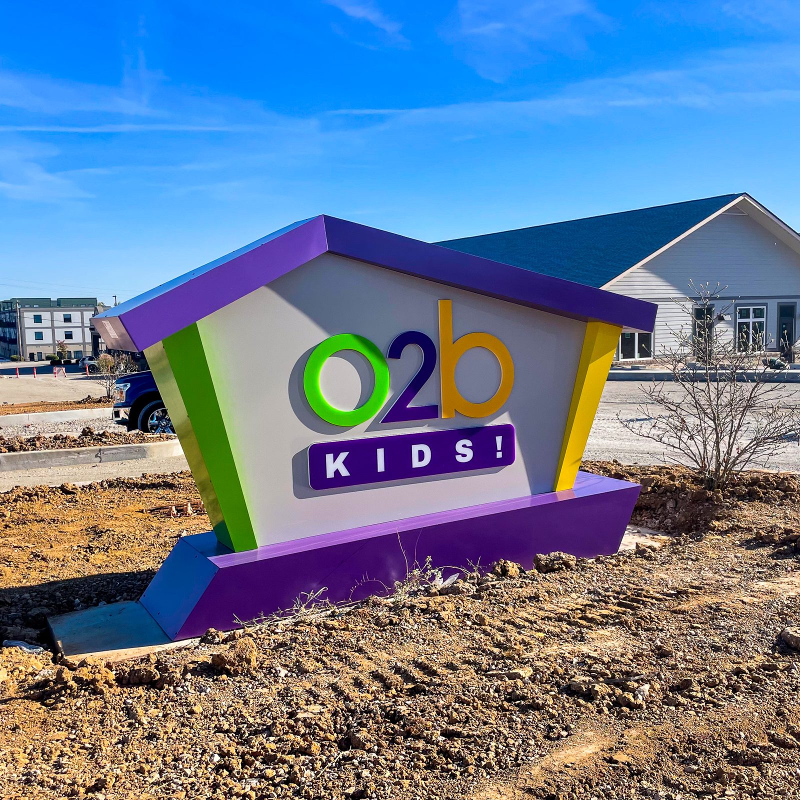 O2B Kids monument sign
