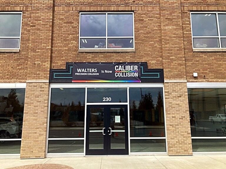 Custom banner for Caliber Collision in Logansport, IN