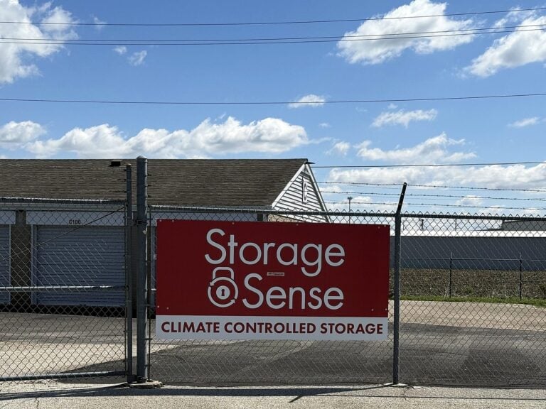 Custom banner for Storage Sense in Springfield, IL