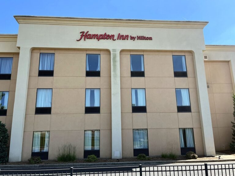 Channel letter sign for Hampton Inn in Jacksonville, IL