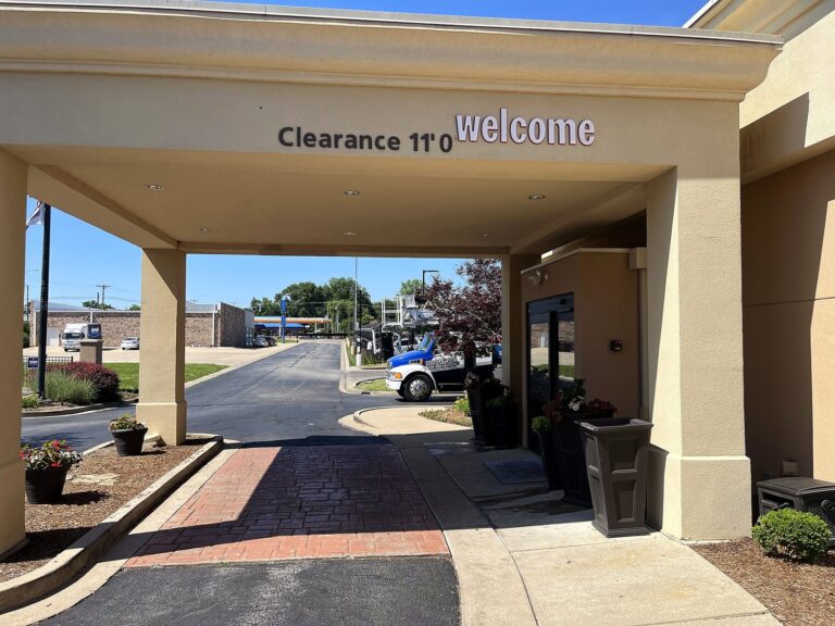 Channel letter sign for Hampton Inn in Jacksonville, IL – view 2