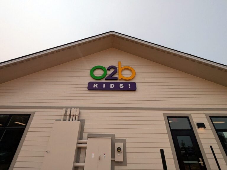 Channel letter sign for o2b Kids! in O'Fallon, IL