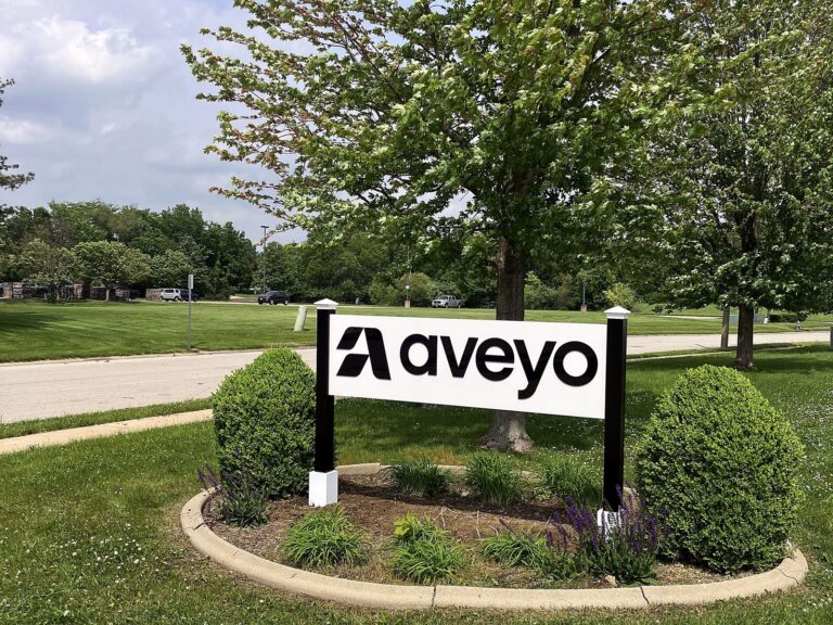 Monument sign for Aveyo in Springfield, IL – view 2