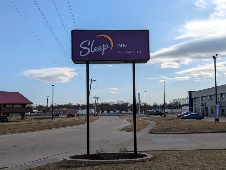 Pylon sign for Sleep Inn in Champaign, IL